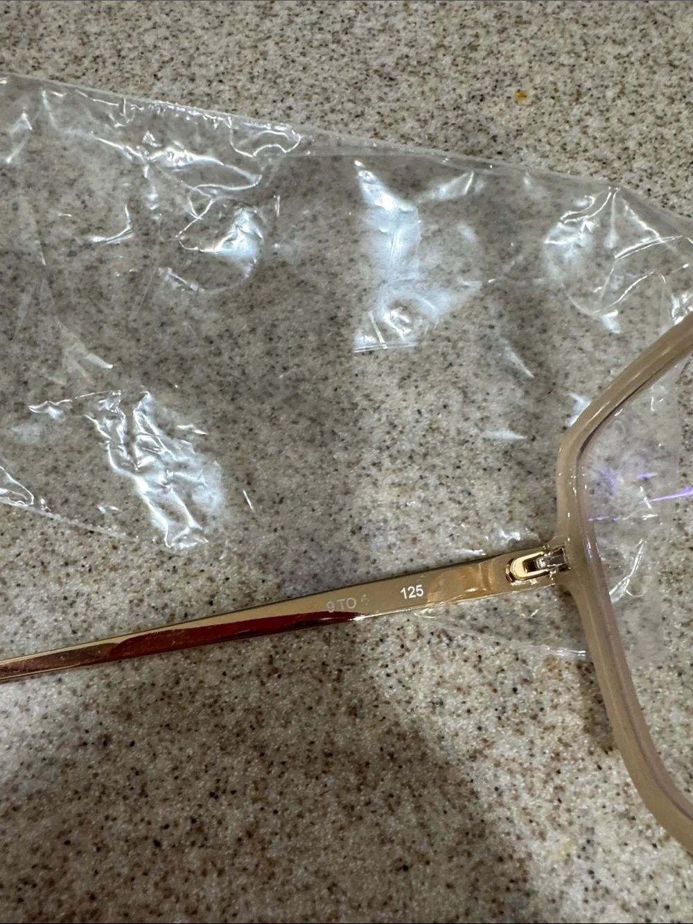 Quay Australia Transparent Nude Square Blue Light Eyewear